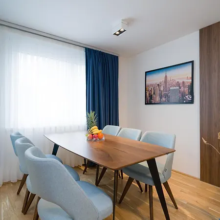 Myapartments Vienna Room photo A dining room