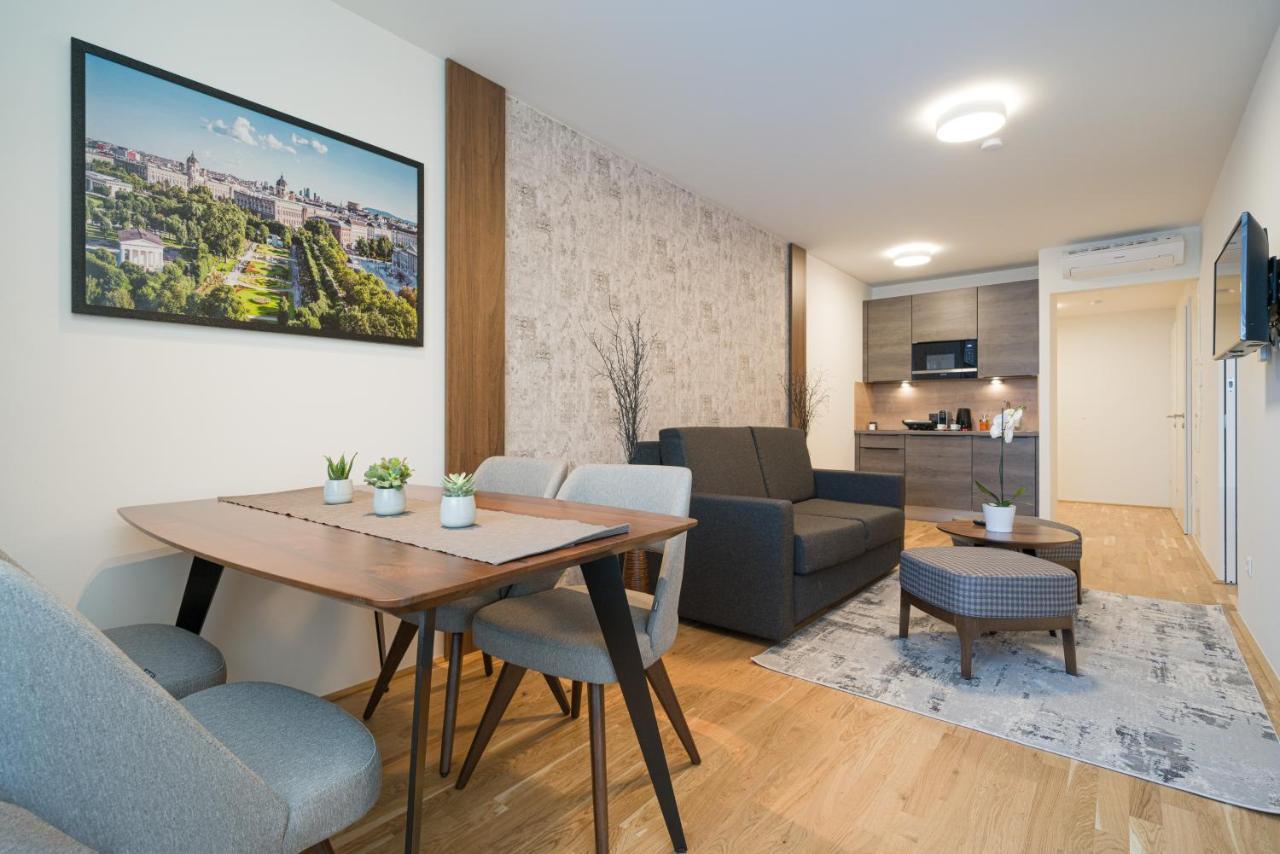 Apartahotel Myapartments 5*